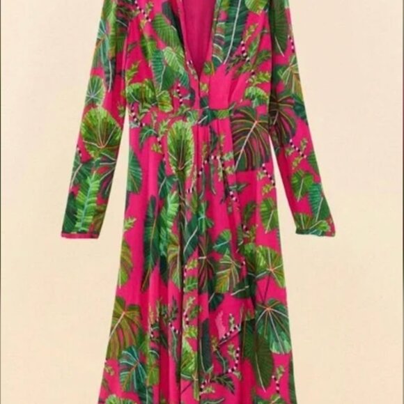 BRAND NEW! $260 FARM RIO Red Dream Garden Long Sleeve MAXI DRESS Size M - Picture 6 of 6